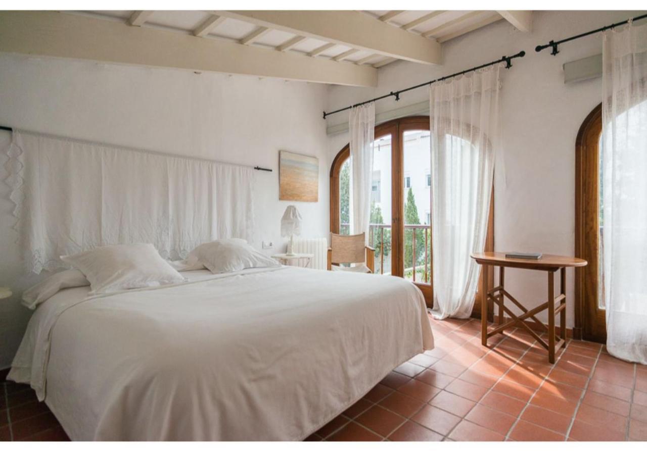 Отель Coliving Add Livitum Сьюдадела Экстерьер фото