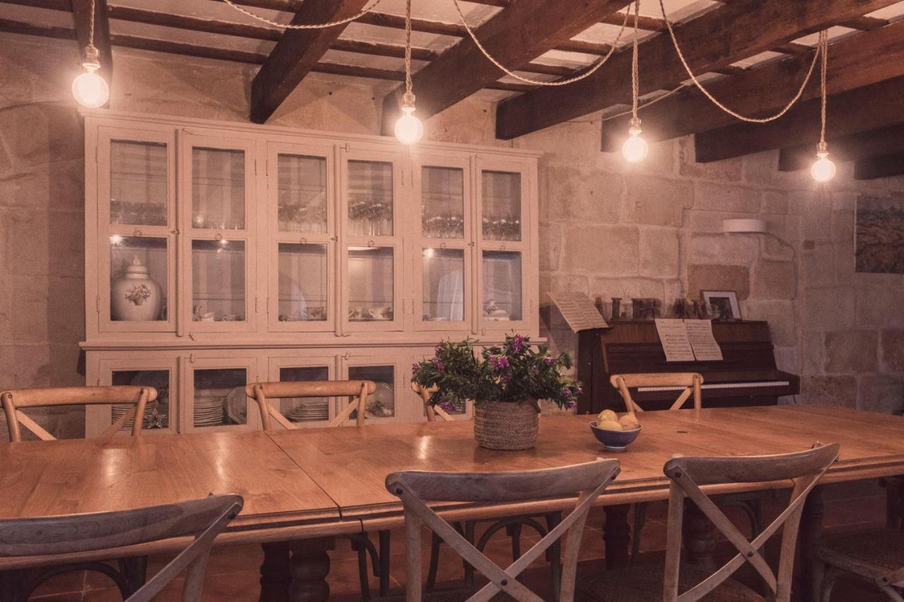 Отель Coliving Add Livitum Сьюдадела Экстерьер фото
